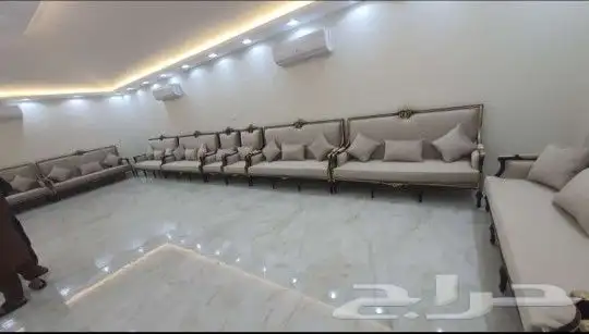 كنب مجلس مساند تفصيل وا تنجيد ستائر ويفي امريكي جمع الستائر. 9