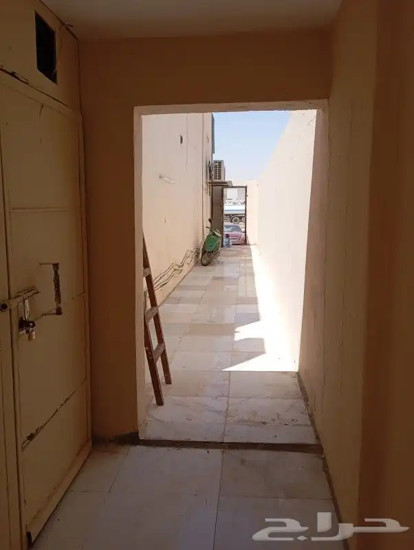 غرف للايجار في حي الرمال 7