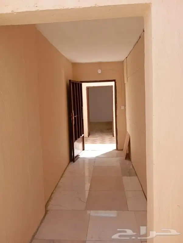 غرف للايجار في حي الرمال 6