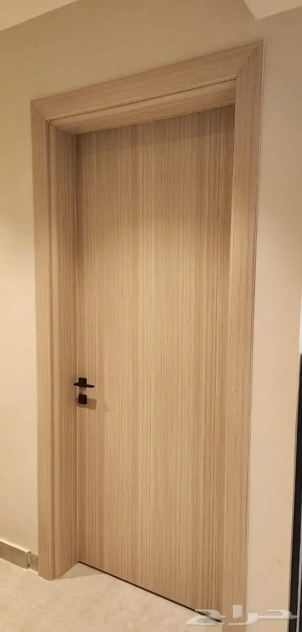 ابواب WPC منتج وطني 100 مقاوم للحريق مقاوم للماء عازل لأترب 5