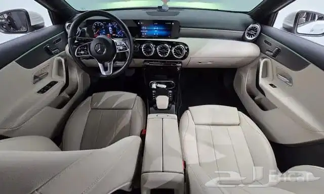 مرسيدس بنز E220 موديل 2023 استيراد كوريا 15