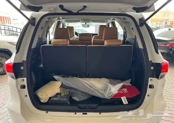 عروض الايجار منتهي بالتمليك تويوتا فورتشنر GX2 بنزين 2025 6