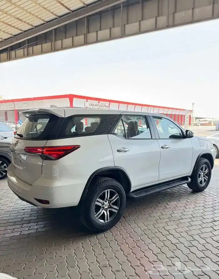 عروض الايجار منتهي بالتمليك تويوتا فورتشنر GX2 بنزين 2025 2