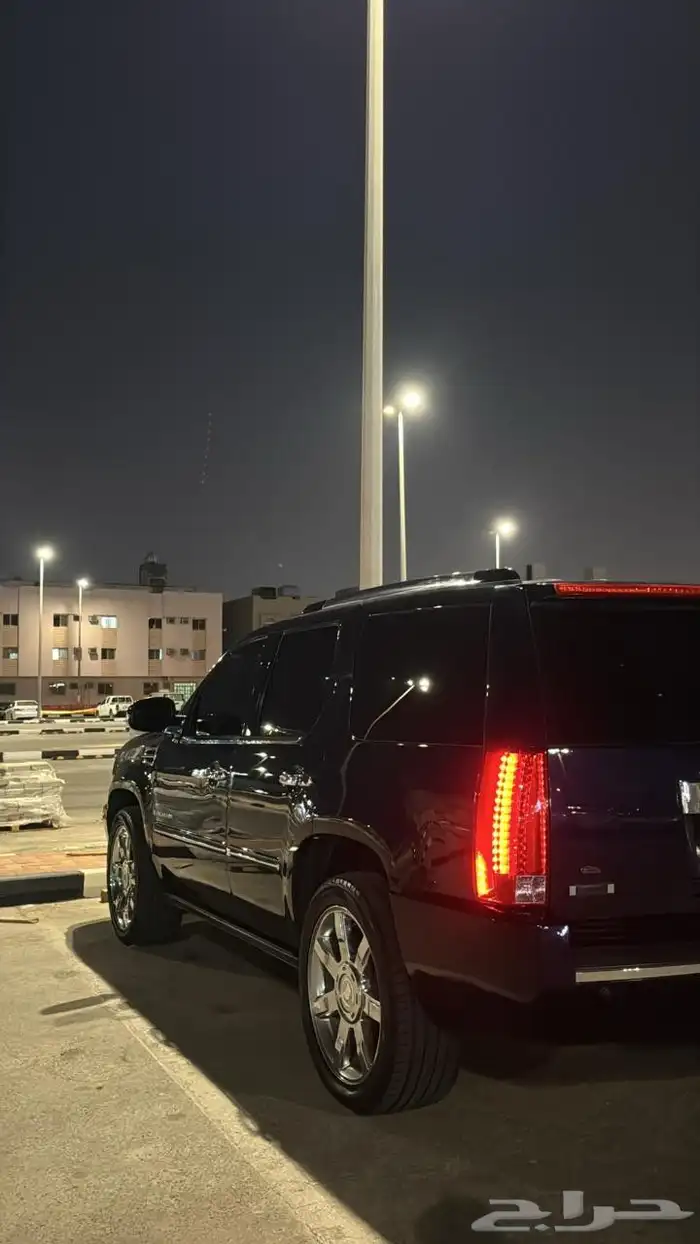 كدلك اسكاليد 2008 نظيف جدا ماشاءالله تبارك الرحمن الرحيم 2