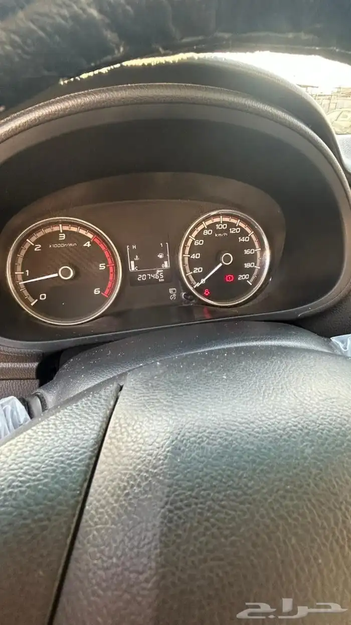 ميتسوبيشي 2020 للبيع 1