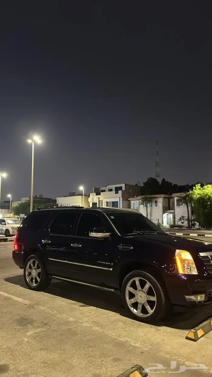 كدلك اسكاليد 2008 نظيف جدا ماشاءالله تبارك الرحمن الرحيم 3