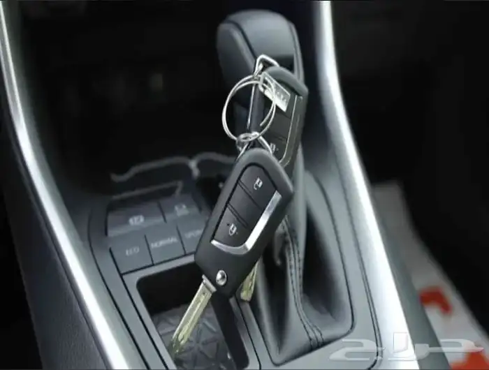 تويوتا راف فور 2025 9