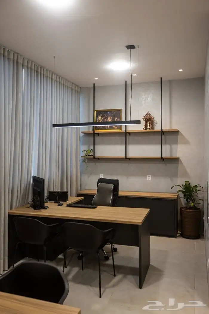 تصميم وتنفيذ مكاتب و ورك استيشن 13