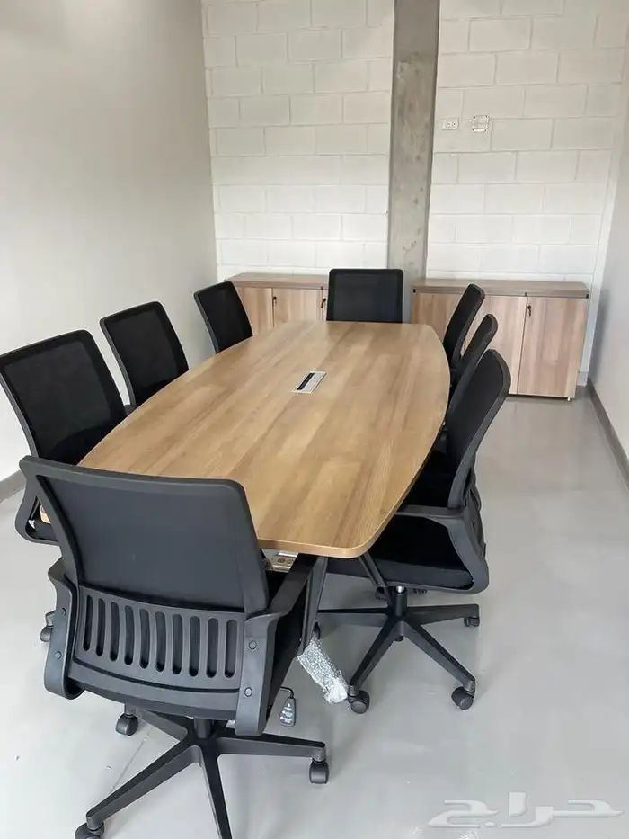 تصميم وتنفيذ مكاتب و ورك استيشن 14