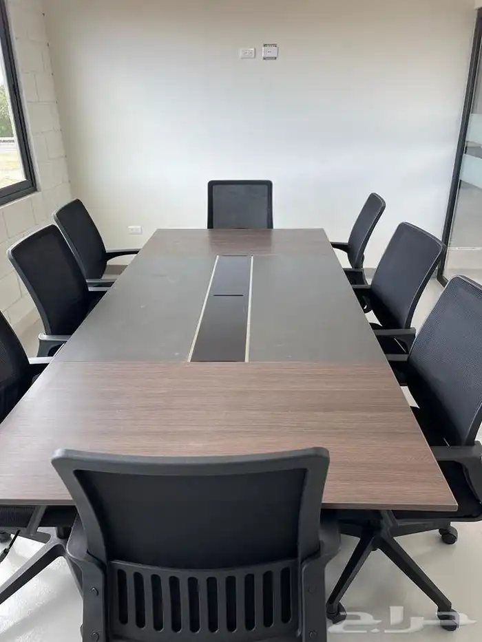 تصميم وتنفيذ مكاتب و ورك استيشن 19