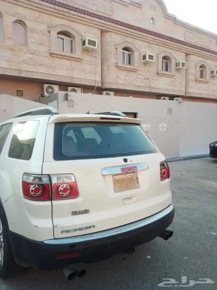 GMC اكاديا 2008 2