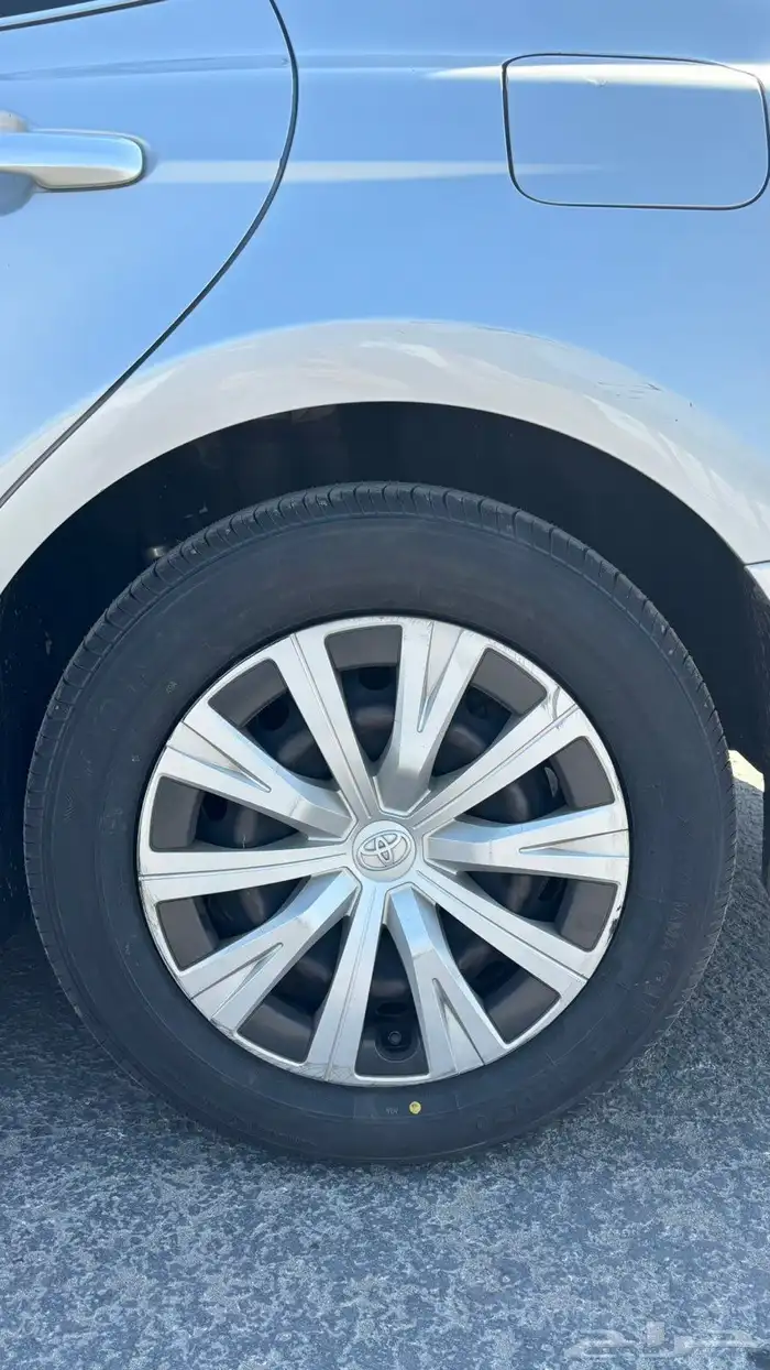 تيوتا كامري 2019 مع لوحه مميزه 9