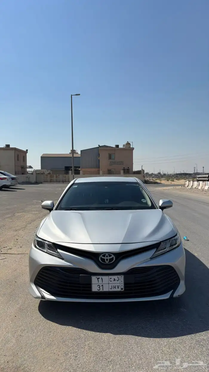 تيوتا كامري 2019 مع لوحه مميزه 0