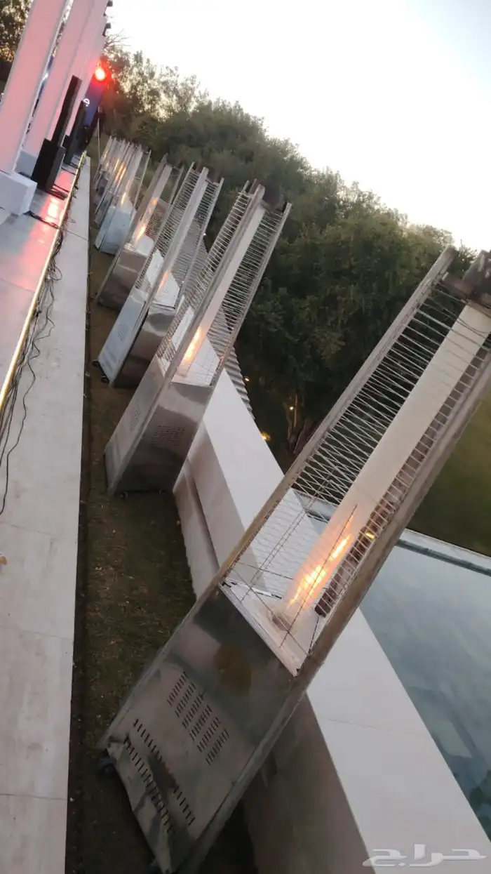 تاجير كراسي ملكي واحمر عادي طاولات دائري زل دفايات سماعات 3