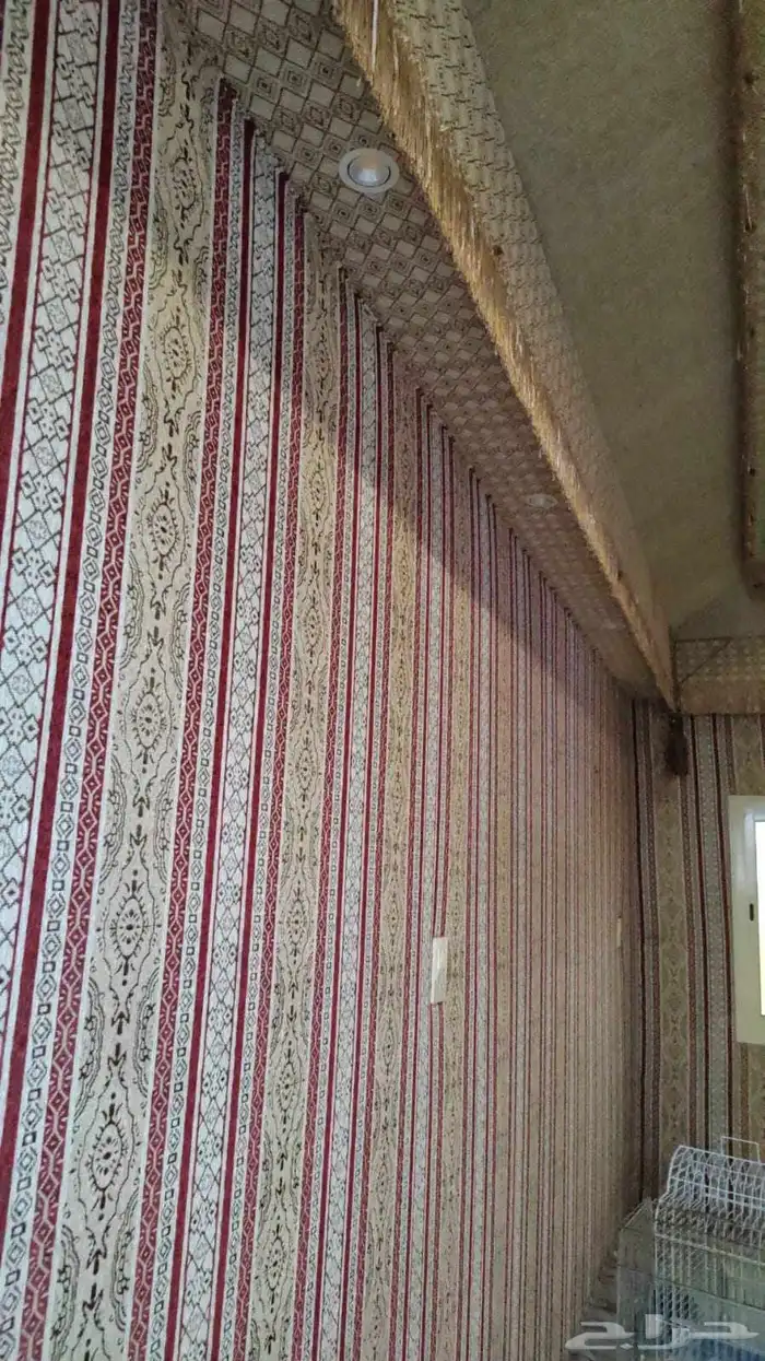 بيت شعر بيع مستعجل 1