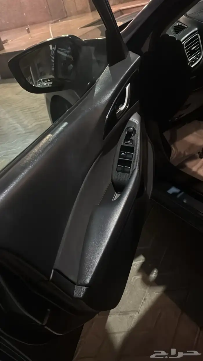 للبيع مازدا 3 7