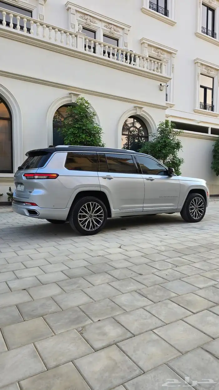 جيب جراند شروكي ساميت 2021 ضمان و صيانة مجانية 20