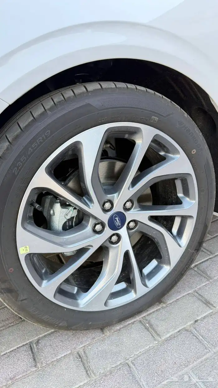 فورد توروس تيتانيوم فل كامل 2026 جميع الالوان 9