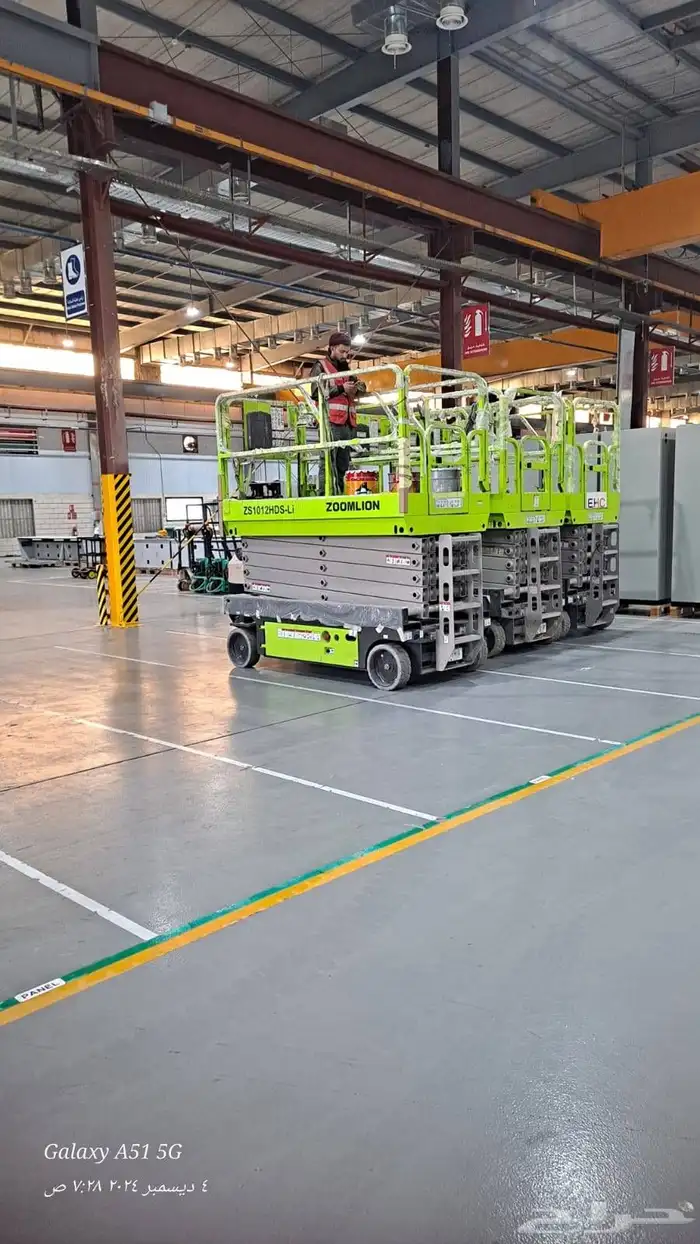 سيزر لفت مان لفت رافعة شوكية كرينات 1