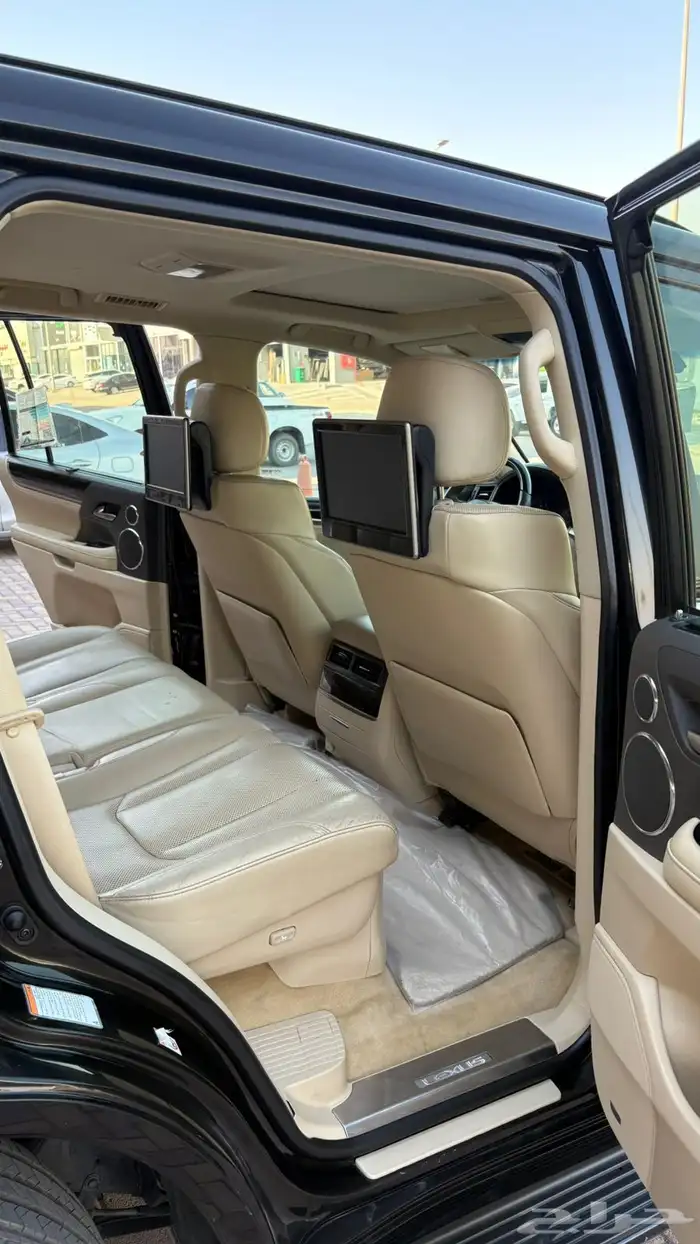 جيب لكزس 2019 5