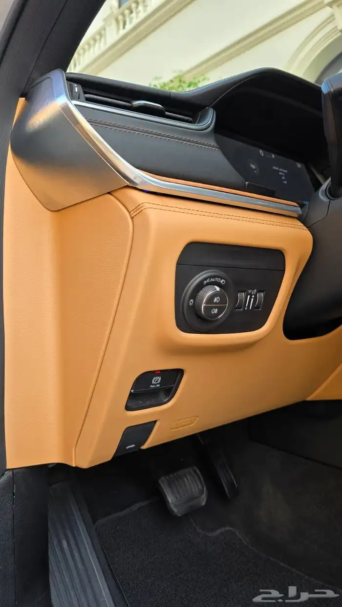 جيب جراند شروكي ساميت 2021 ضمان و صيانة مجانية 24