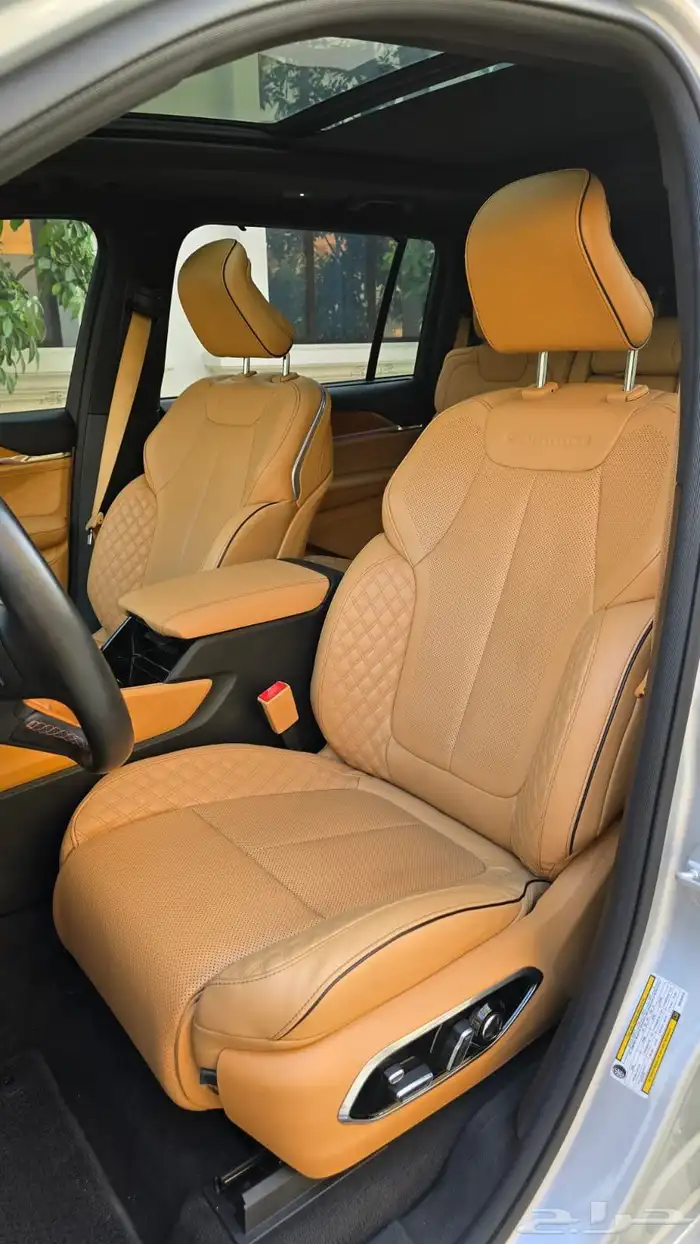 جيب جراند شروكي ساميت 2021 ضمان و صيانة مجانية 27