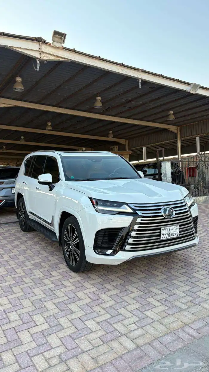 جيب لكزس 2024 1