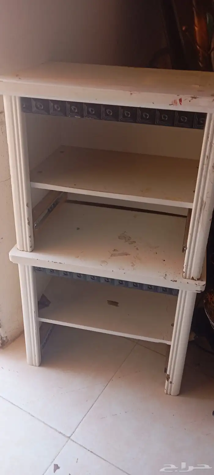 جلاسه اطفال عدد1دولاب صغير عدد2 عربيه اطفال عدد 2 جهاز رياصي 3