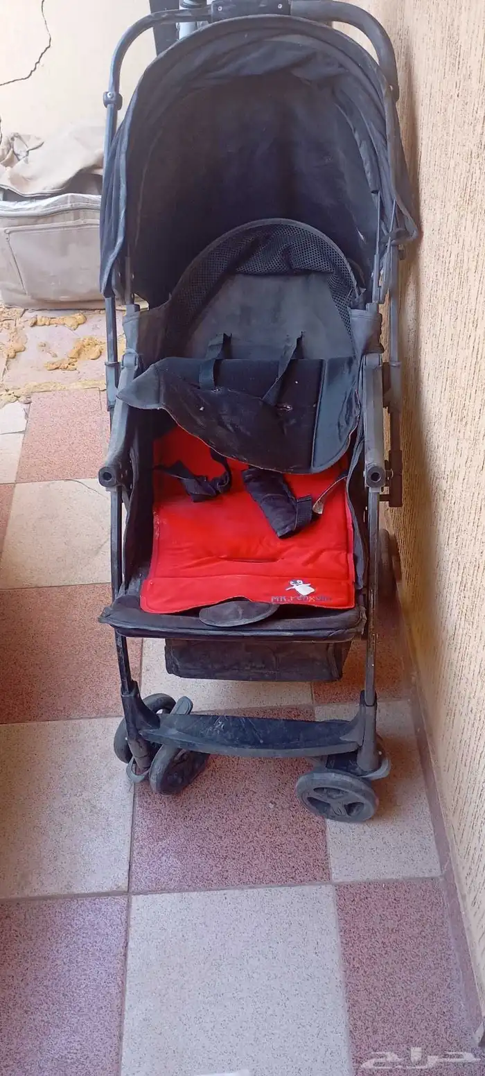 جلاسه اطفال عدد1دولاب صغير عدد2 عربيه اطفال عدد 2 جهاز رياصي 2