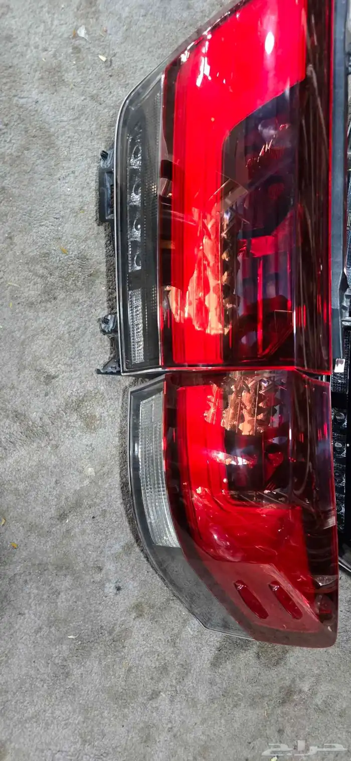 اسطبات خلفيه تايوتا لاند كروزر 2024 1