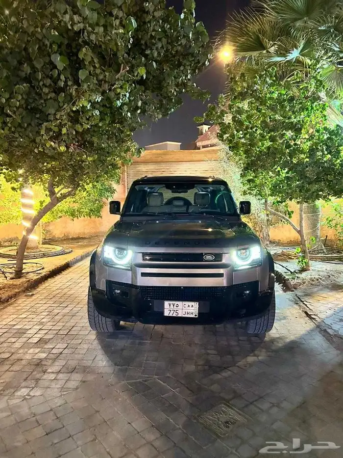 لاند روفر- ديفندر 2020 0