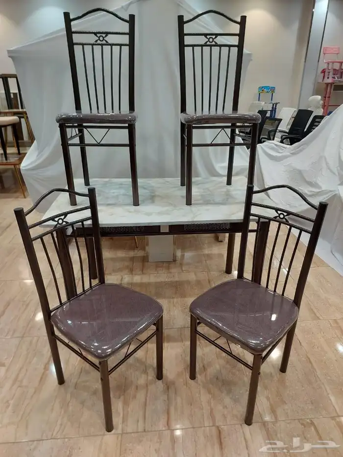 طاولات طعام للمطاعم 1