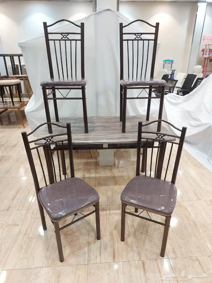 طاولات طعام للمطاعم 2