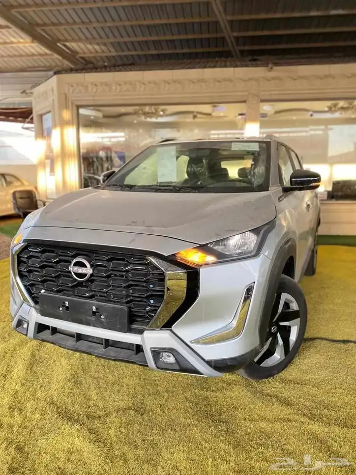 أسعار تقسيط نيسان ماجنايت 2025 لدى معرض عالم الدوحة 1