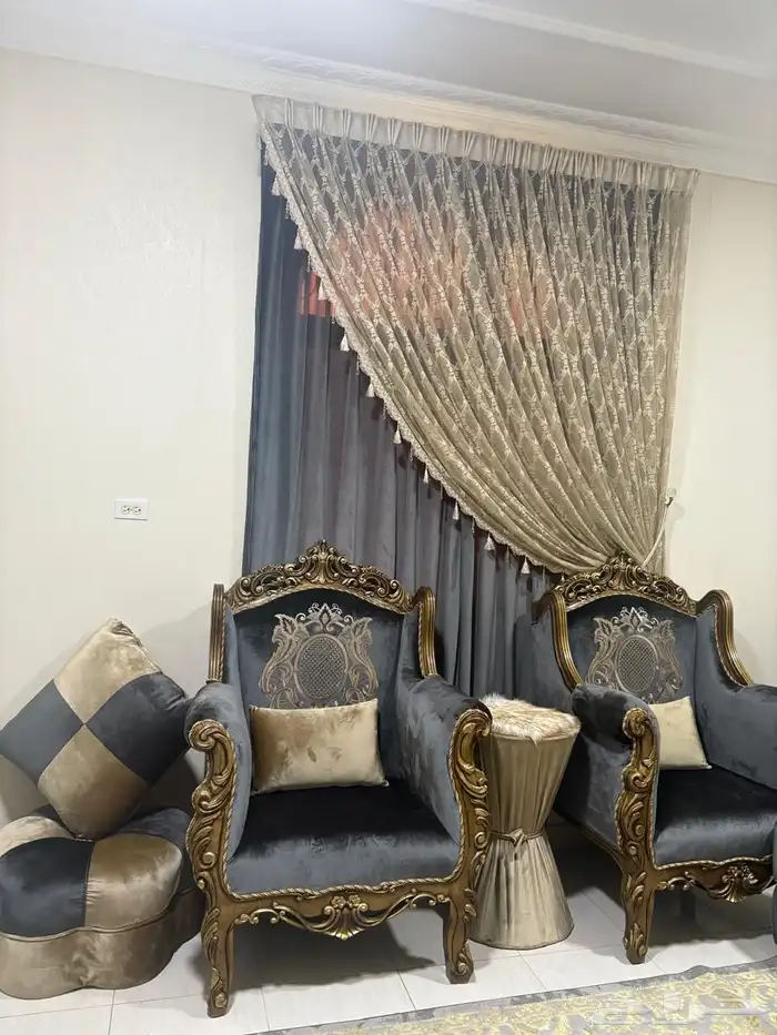 للبيع طقم كنب بحالة الجديد 2