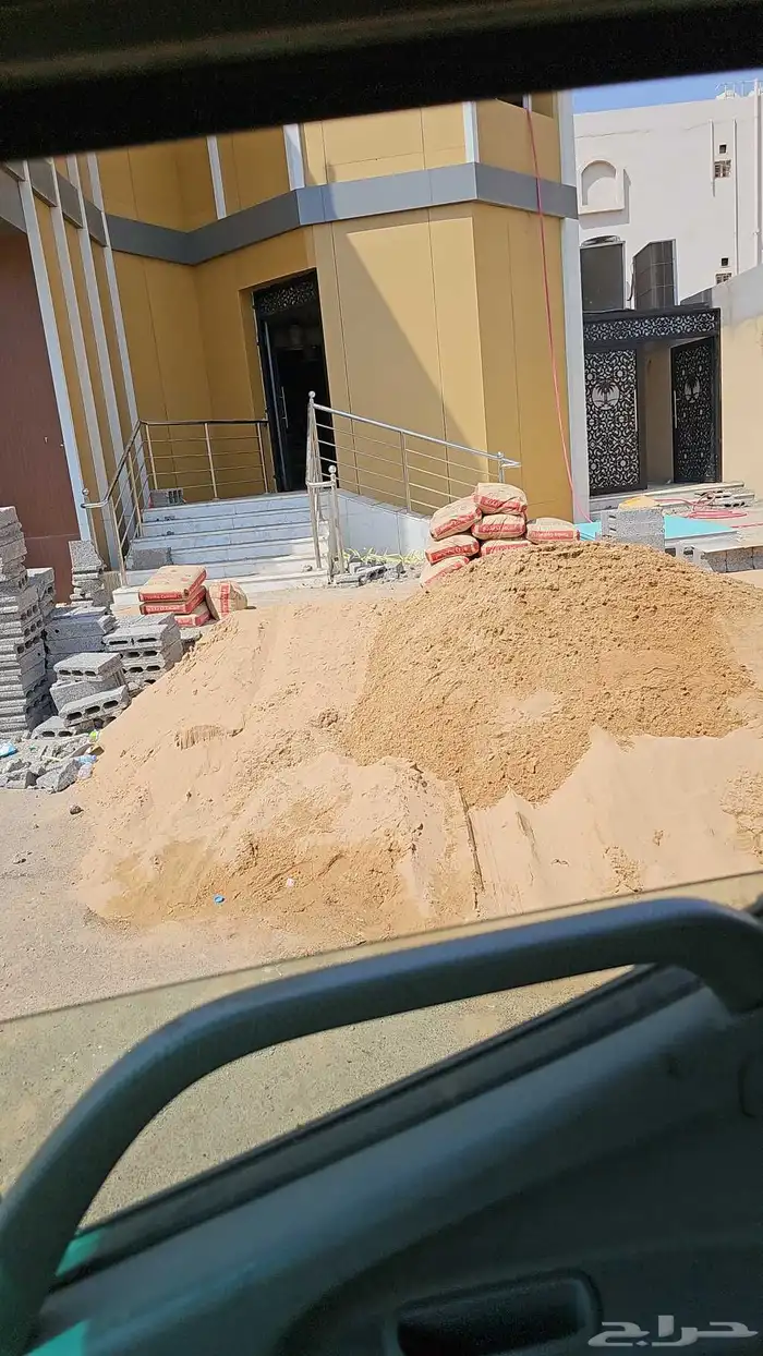 توريد جميع مواد البناء وترحيل مخلافتها 4