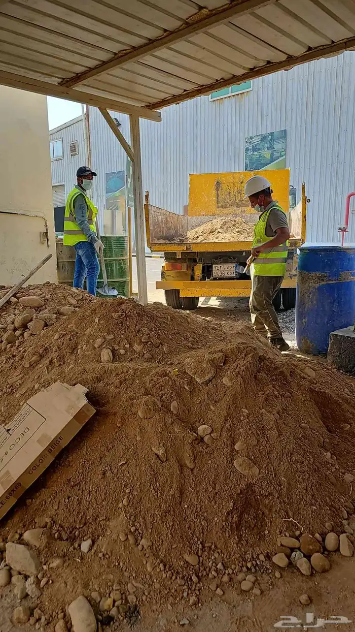 توريد جميع مواد البناء وترحيل مخلافتها 1