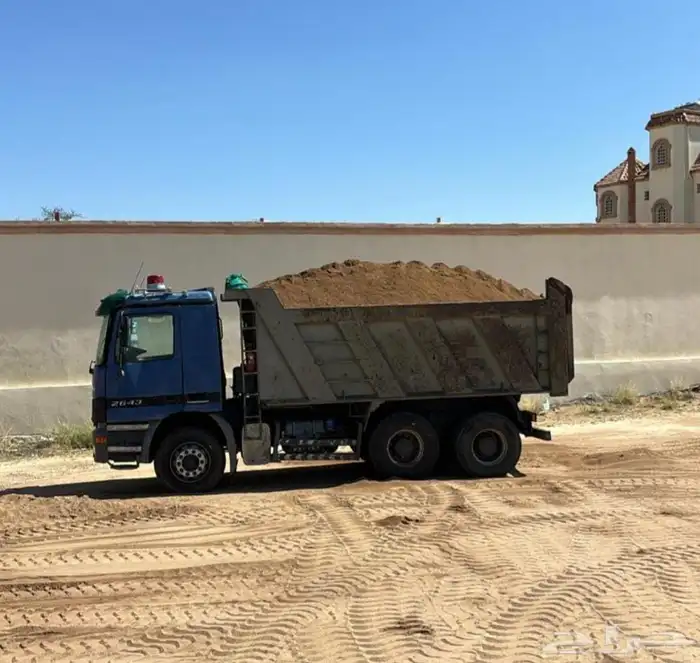 يوجد قلاب سكس و شيول للايجار الشغل بالقطوعه او اليوميه او ب 0