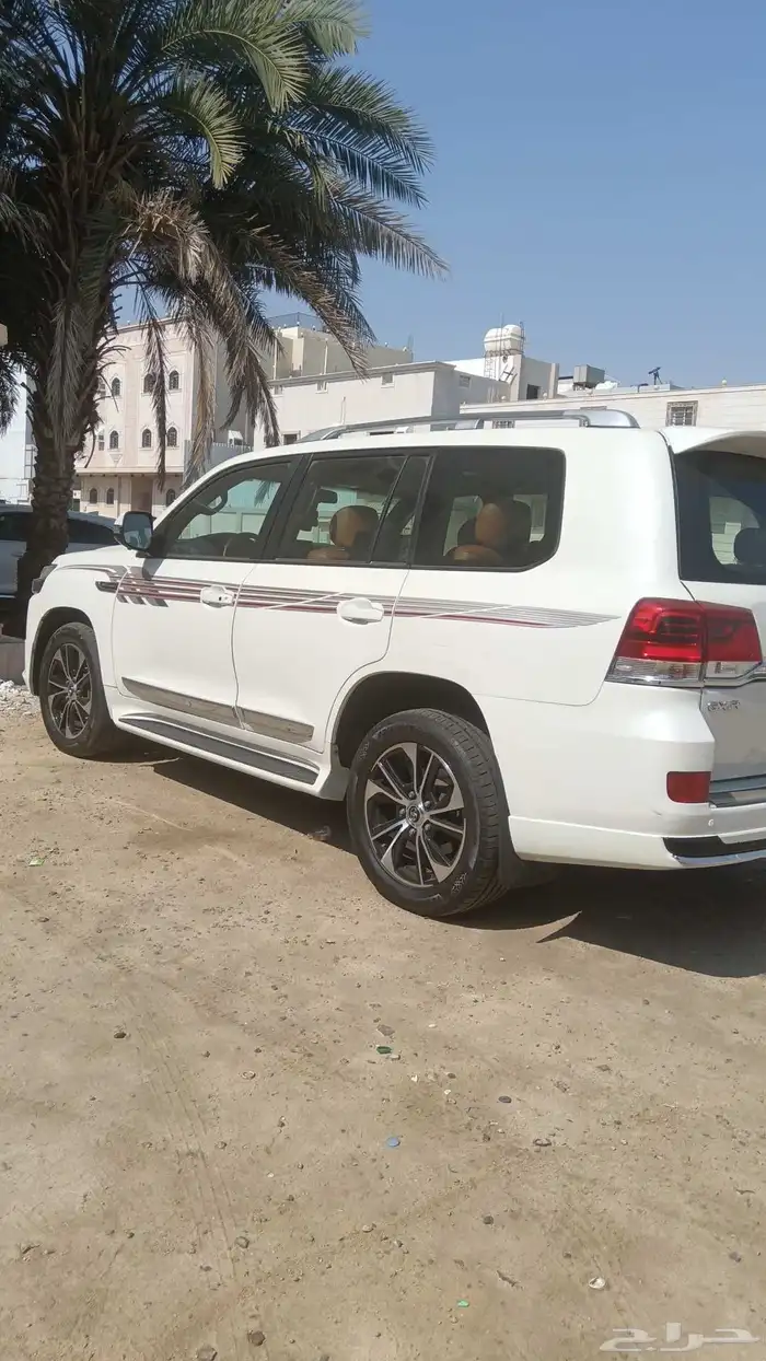 لاند كروزر 2012 2