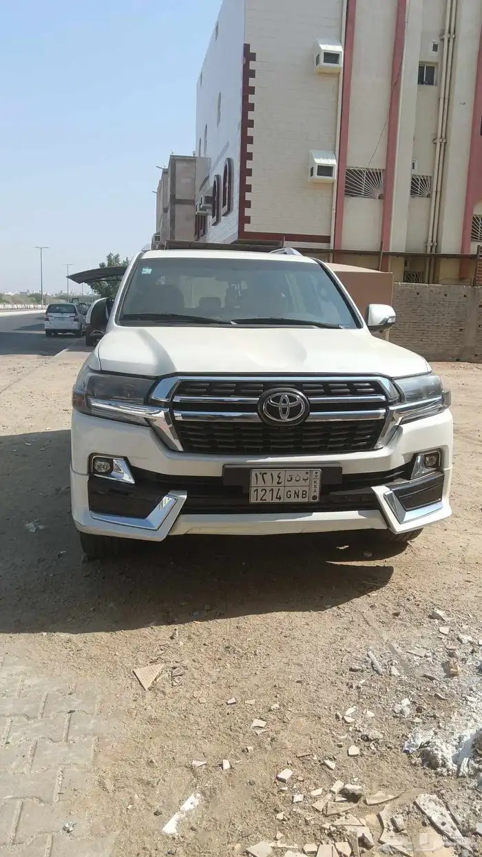 لاند كروزر 2012 1