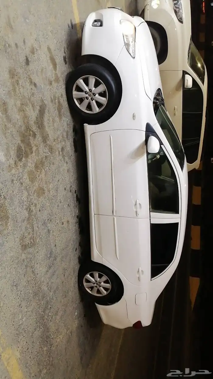 سيارة عمليه رخيصه الدائر بني مالك 1