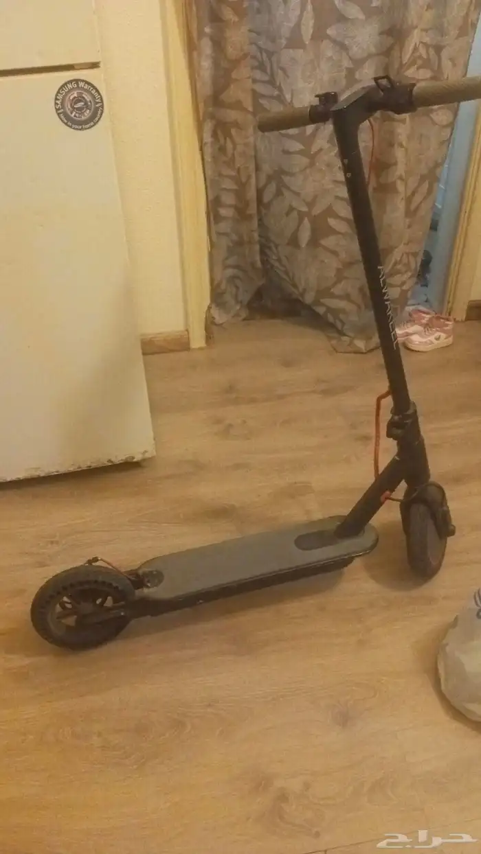 اسكوتر كهربائي 0