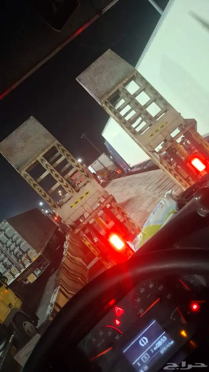 لوبد موجود بدبي 2