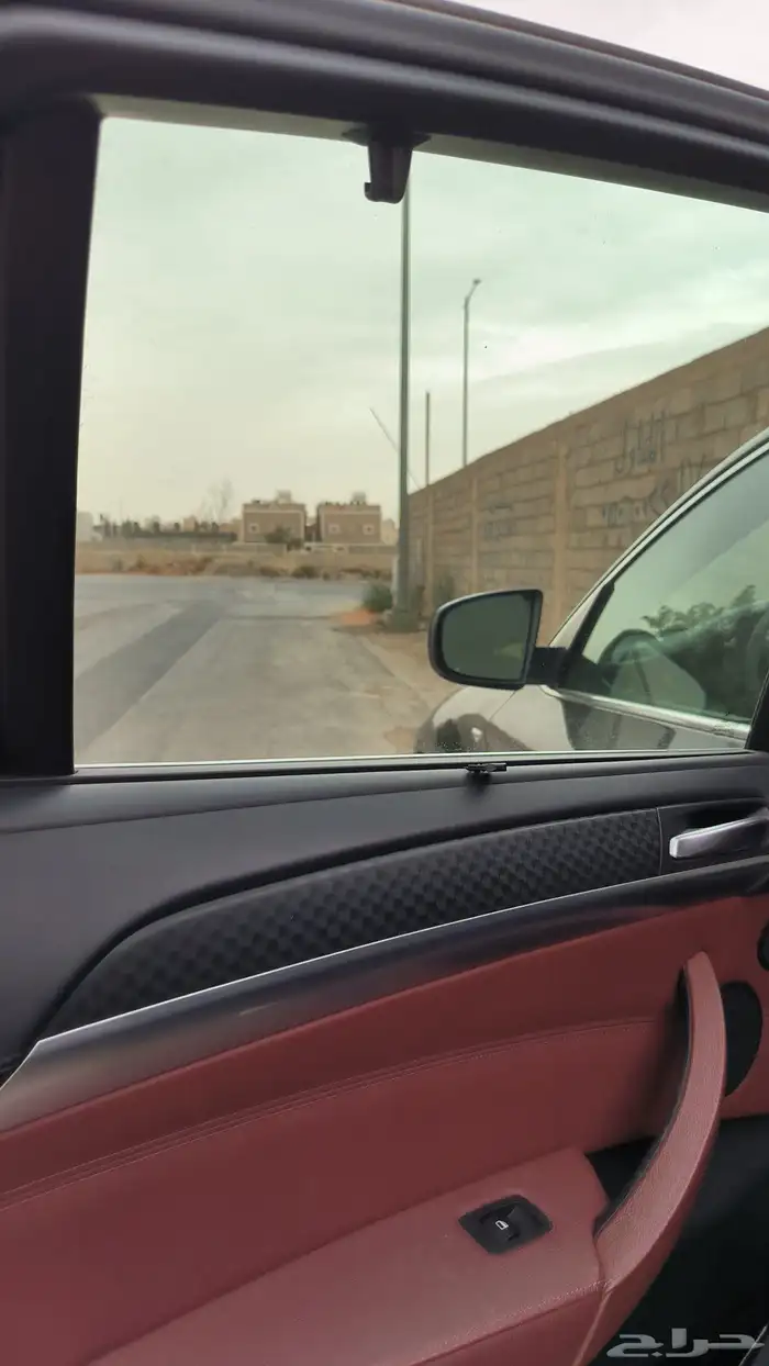 بي ام x6 مخزن 6