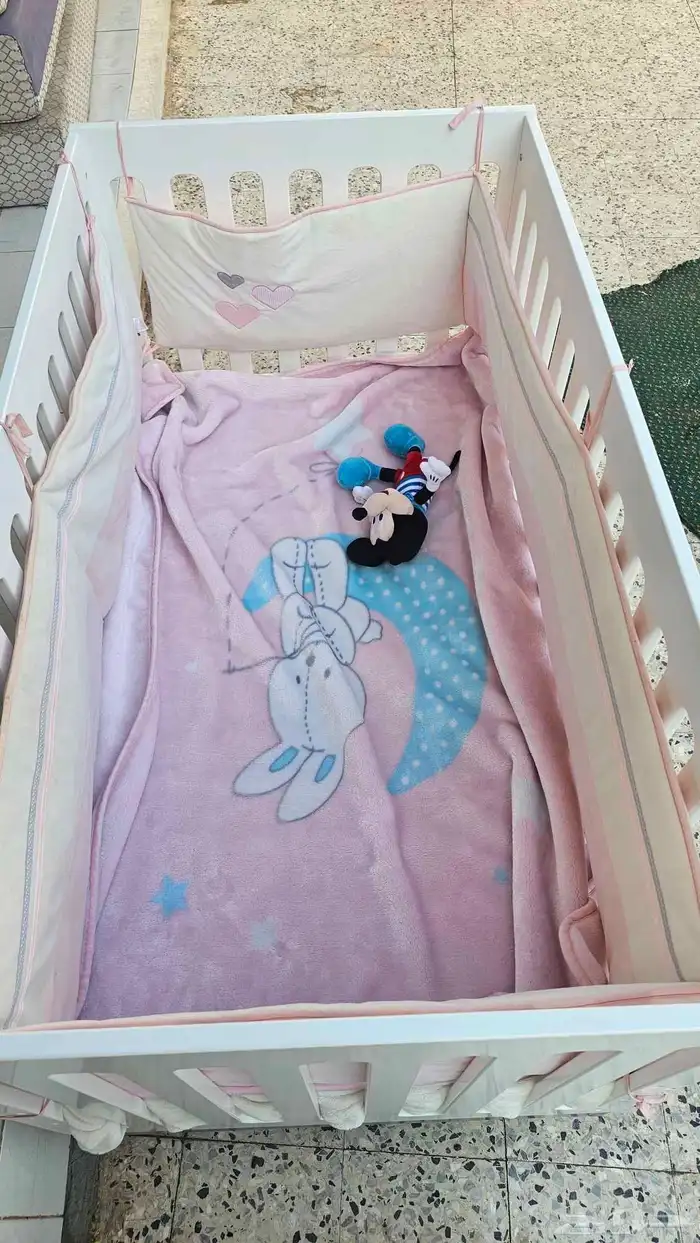 سرير اطفال للبيع 3