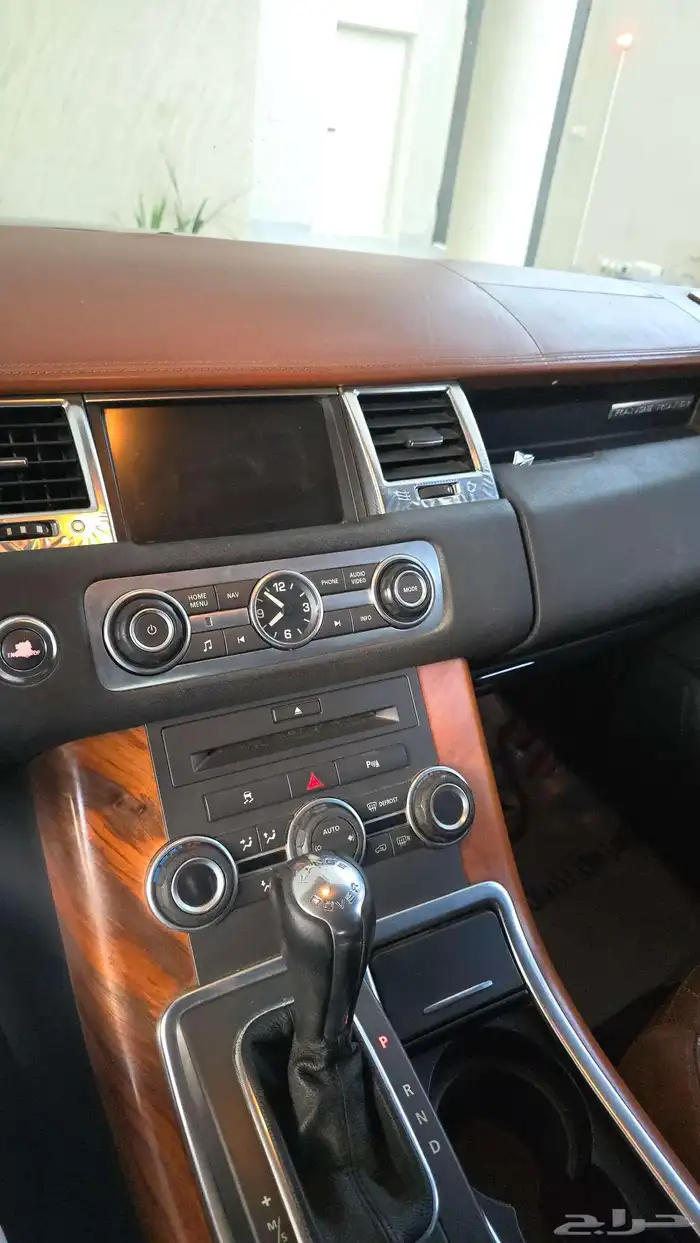 رنج روفر سوبر تشارج نظيفف 10