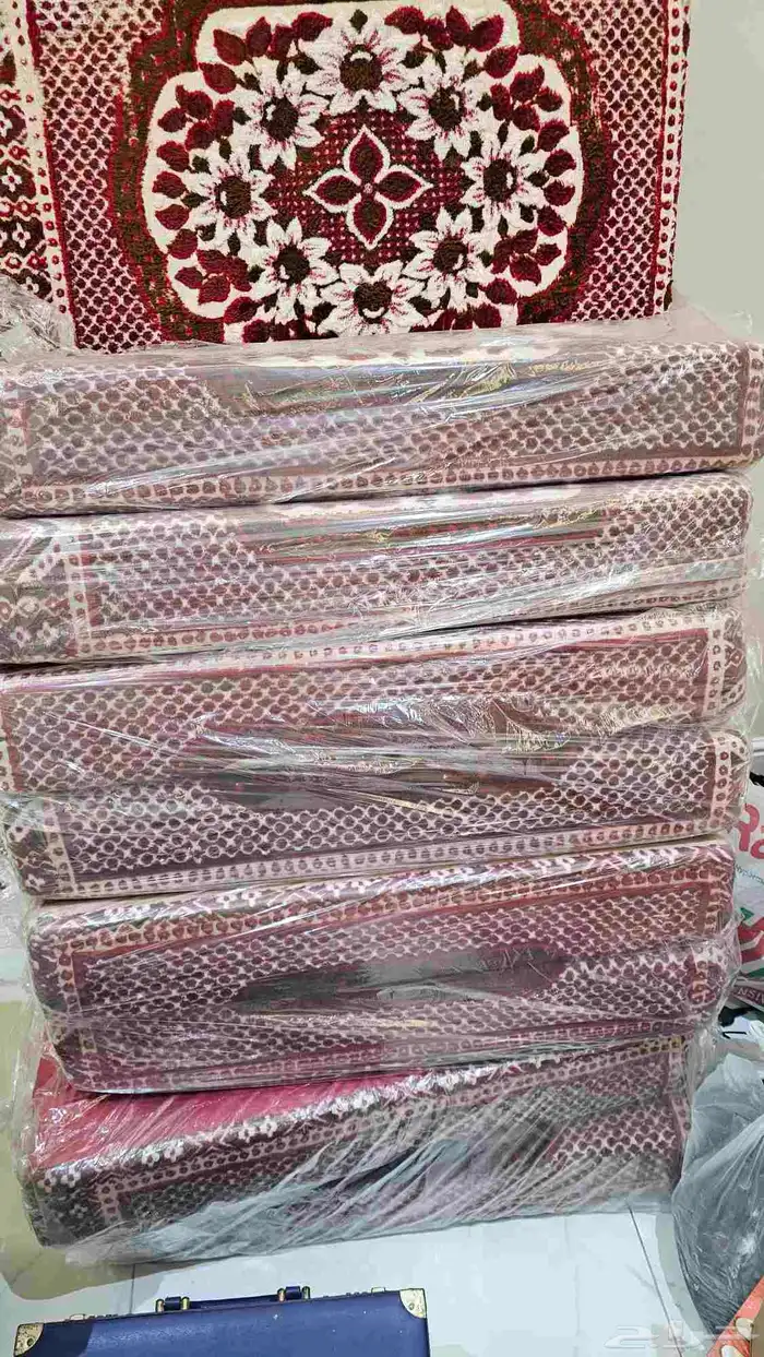 مساند ستارة قديمة نادرة 1