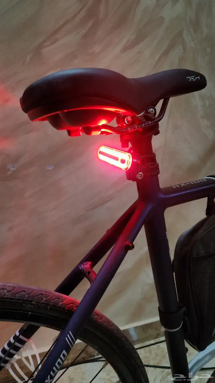 دراجة هوائية cozon rx400 الفرنسية 8 سرعات مع جميع ملحقاتها 4