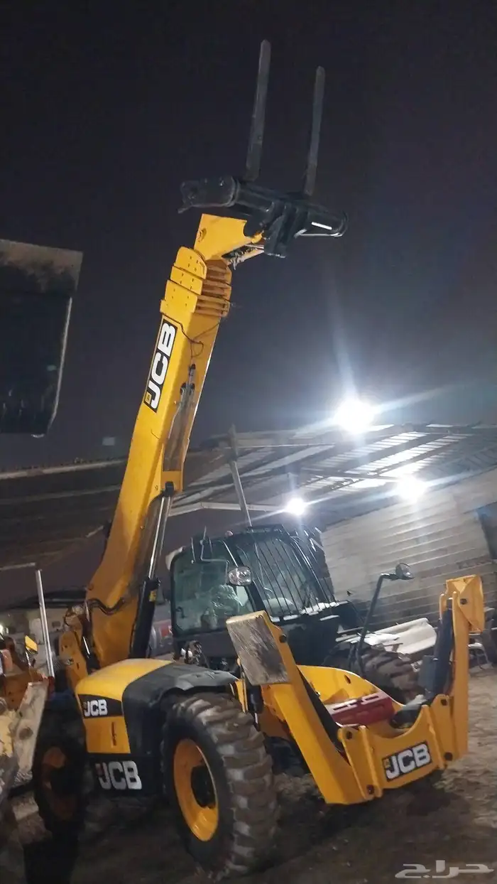 ابو فارس لجميع المعدات الثقيله للايجار يومي شهري سنوي 1