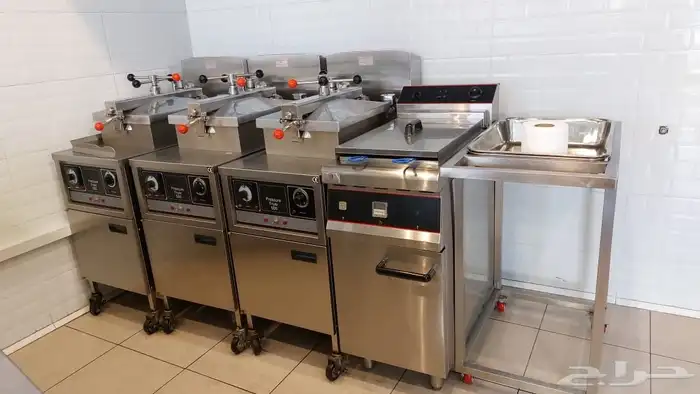معدات مطعم بروست كامله 16